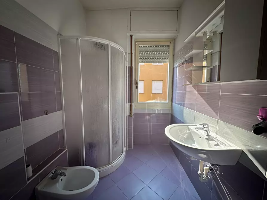 Immagine 16 di Bilocale in affitto  in Via Vittorio Veneto 1 a Arona