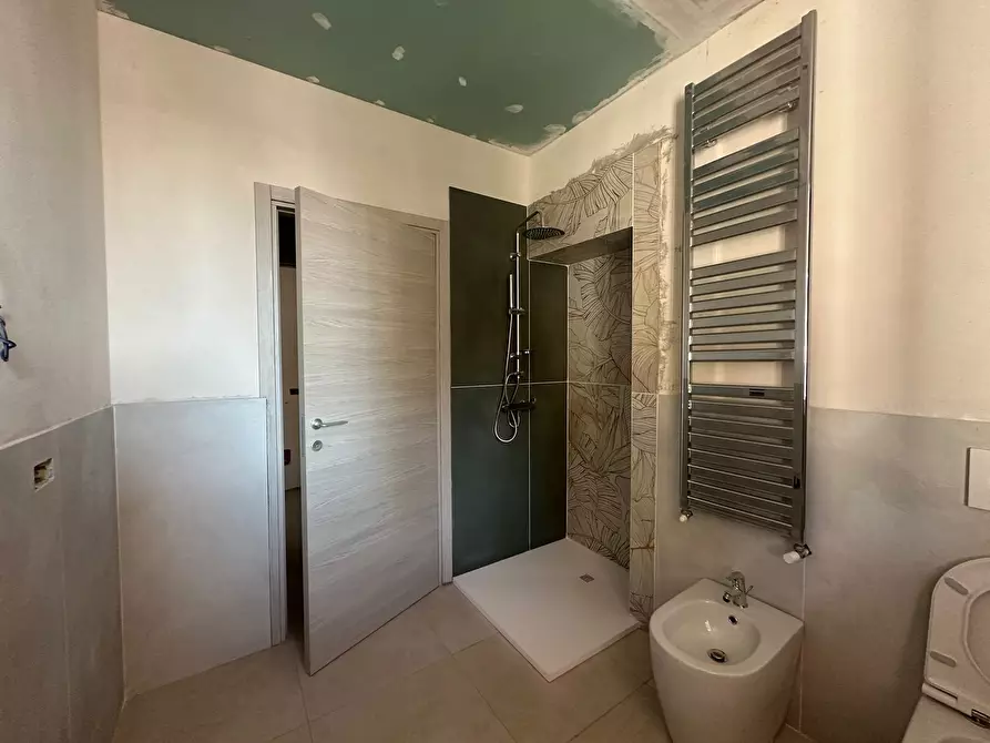 Immagine 14 di Trilocale in vendita  in Via Partigiani 1 a Arona