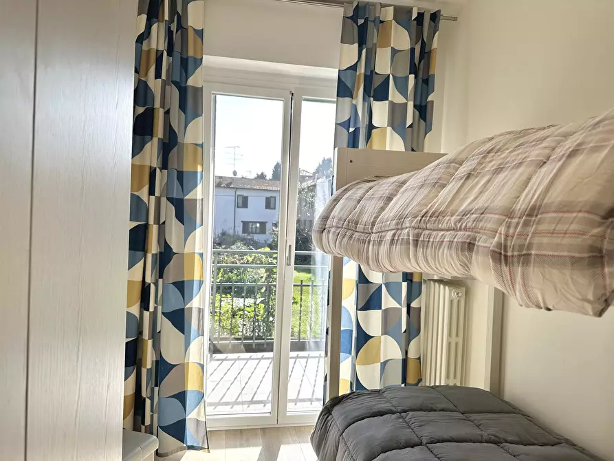 Immagine 20 di Trilocale in affitto  in Via XXV Aprile 1 a Arona