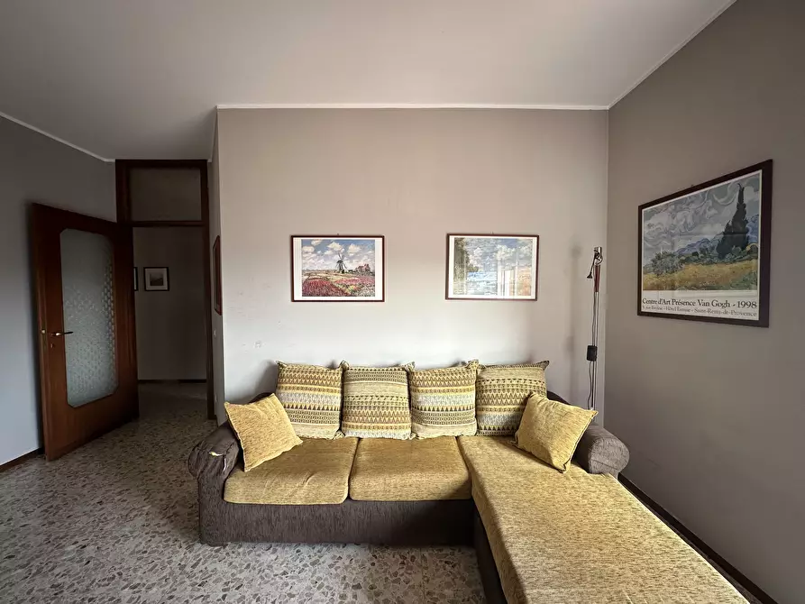 Immagine 3 di Bilocale in affitto  in Via Vittorio Veneto 1 a Arona