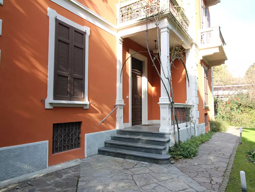 Immagine 2 di Trilocale in affitto  in Via XX Settembre 1 a Arona