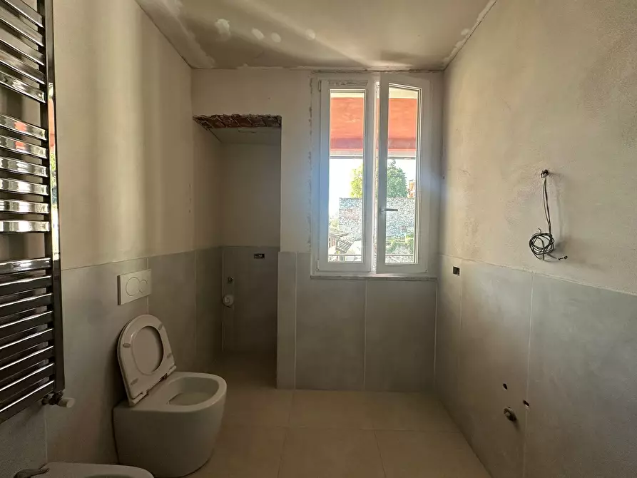 Immagine 15 di Trilocale in vendita  in Via Partigiani 1 a Arona