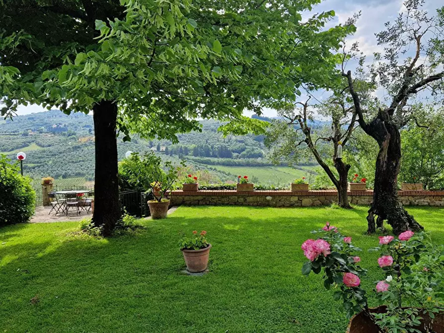 Immagine 1 di Porzione di casa in vendita  in via di calcinaia a Scandicci