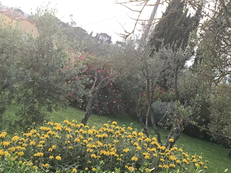 Immagine 64 di Porzione di casa in vendita  in Via di Vingone a Scandicci