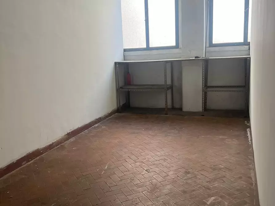 Immagine 2 di Garage in vendita  in Via di Santo Stefano in Pane a Firenze