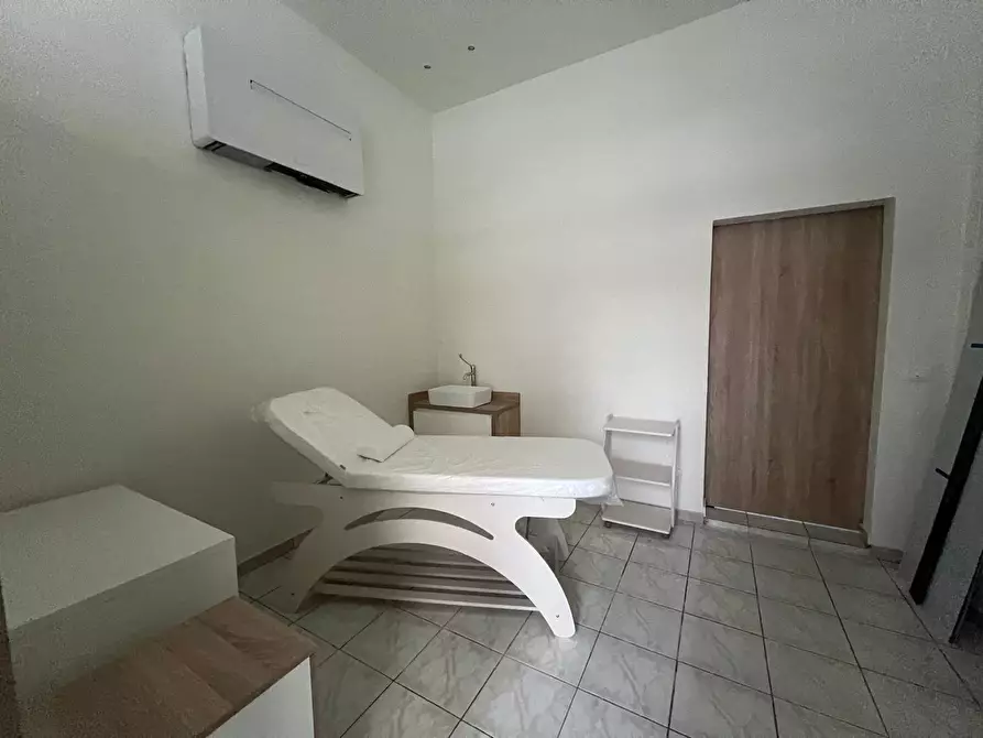 Immagine 6 di Ufficio in affitto  in Via di Santo Stefano in Pane a Firenze