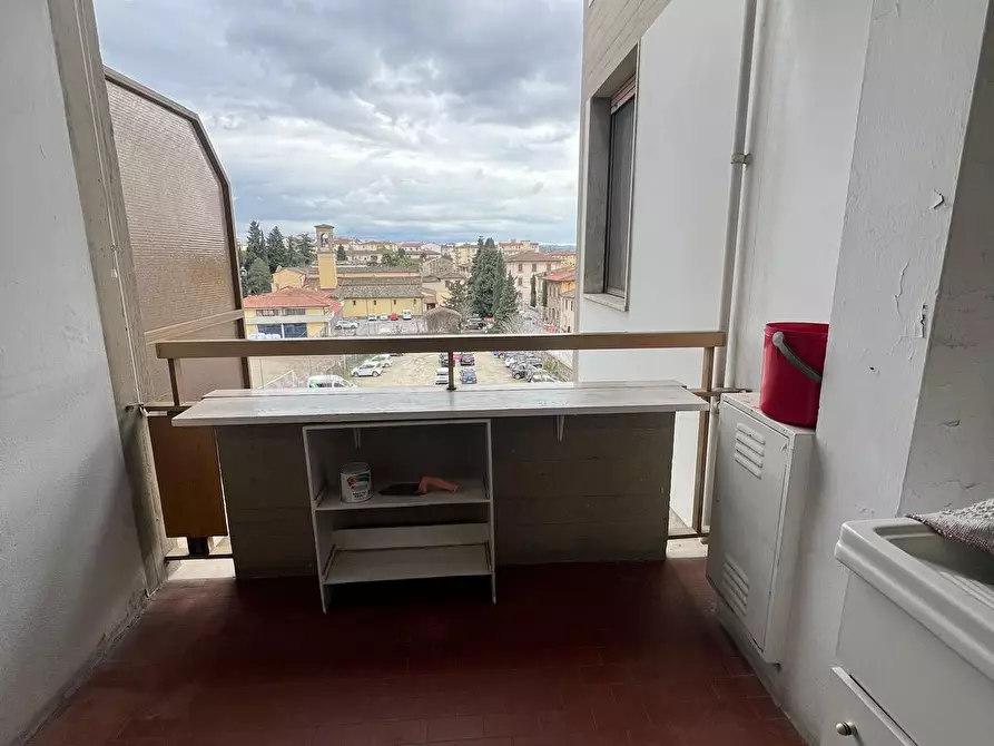 Immagine 27 di Appartamento in vendita  in Via delle Panche 50 a Firenze