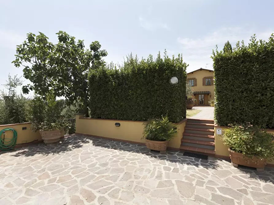 Immagine 42 di Villa in vendita  in via tortori a Montespertoli