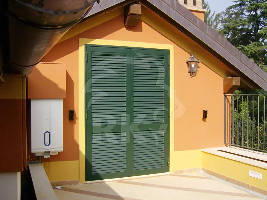 Immagine 19 di Villa in vendita  in Via Dotti 16 a Bologna