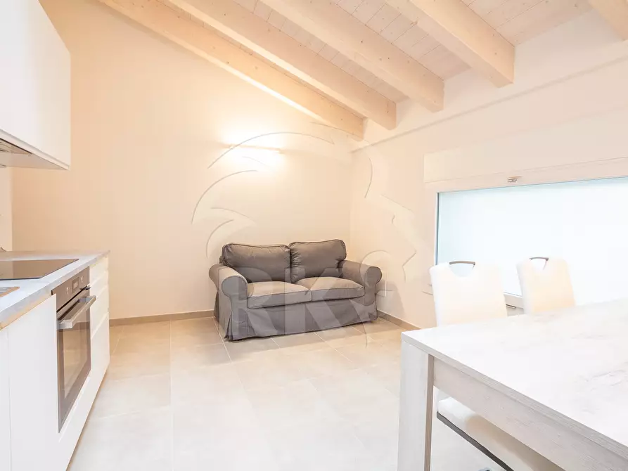 Immagine 2 di Bilocale in affitto  a Bologna