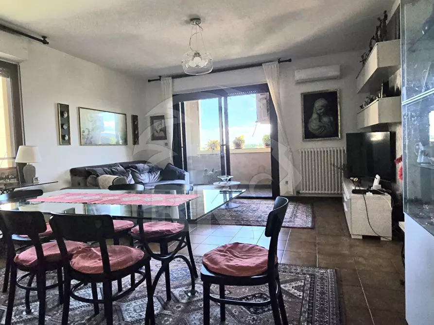 Immagine 3 di Pentalocale in vendita  in Via di Corticella 229 a Bologna