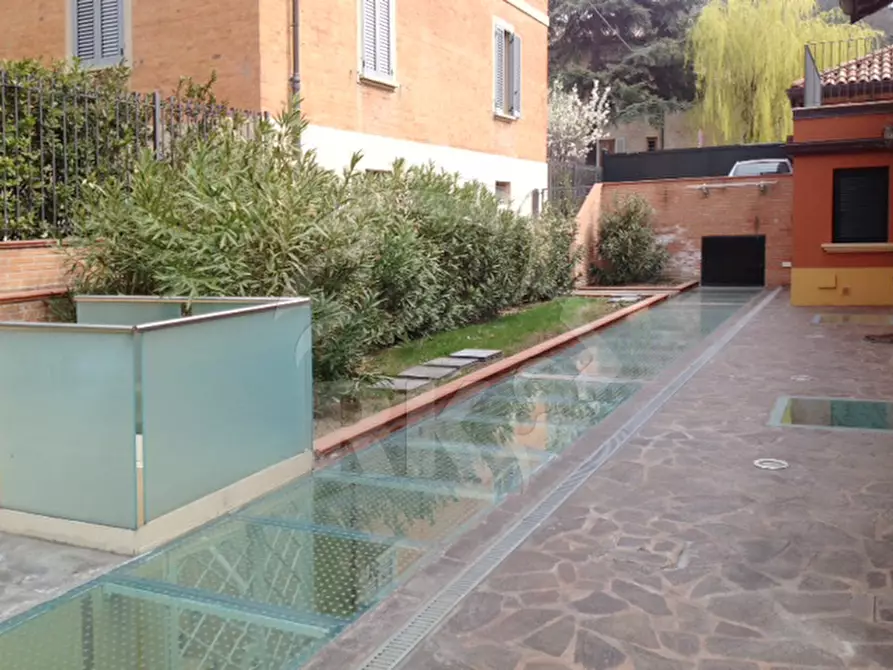 Immagine 15 di Villa in vendita  in Via Dotti 16 a Bologna