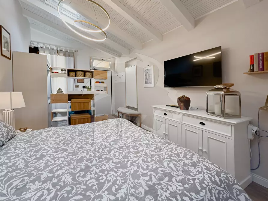 Immagine 11 di Monolocale in vendita  in Via Senzanome 9 a Bologna