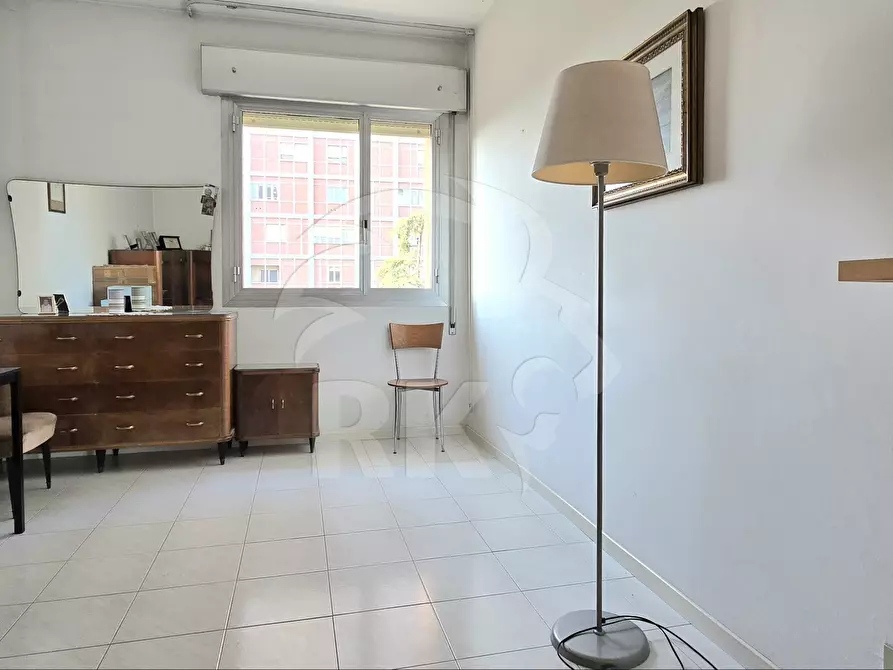 Immagine 6 di Pentalocale in vendita  in via cellini 11 a Bologna