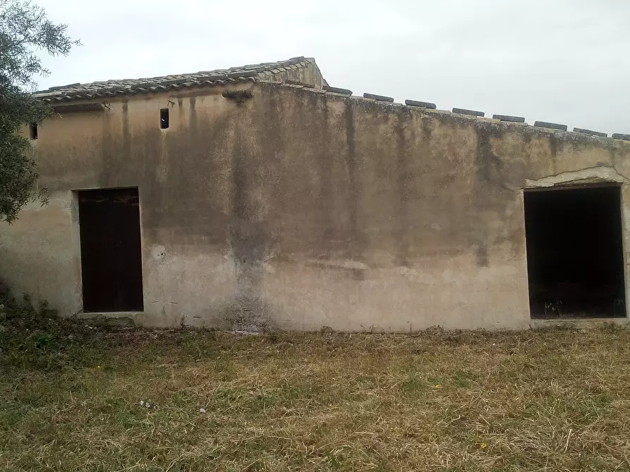 Immagine 1 di Rustico / casale in vendita  in Strada Benali a Siracusa