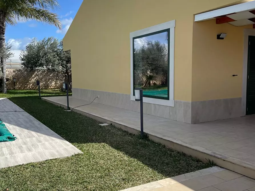 Immagine 9 di Villa in vendita  in Viale delle Rose 41 a Scicli