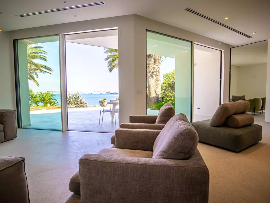 Immagine 67 di Villa in vendita  in Via La Maddalena 35 a Siracusa