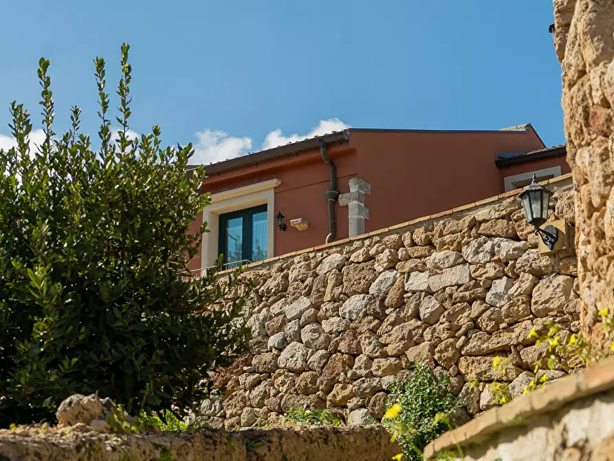 Immagine 63 di Villa in vendita  in Via Priamo 10 a Siracusa