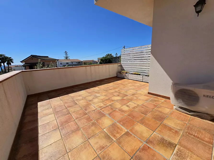 Immagine 40 di Villa in vendita  in lido di noto a Noto