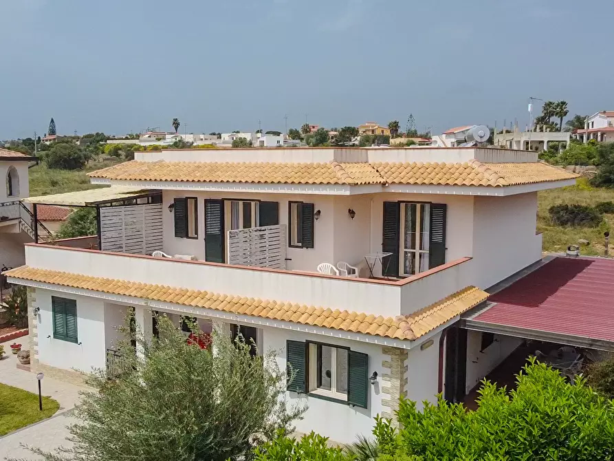Immagine 20 di Villa in vendita  in lido di noto a Noto