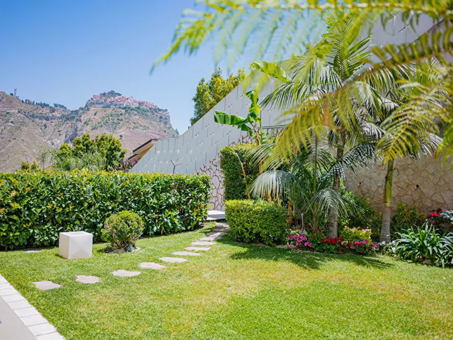 Immagine 17 di Appartamento in vendita  in Contrada Mastrissa 1000 a Taormina