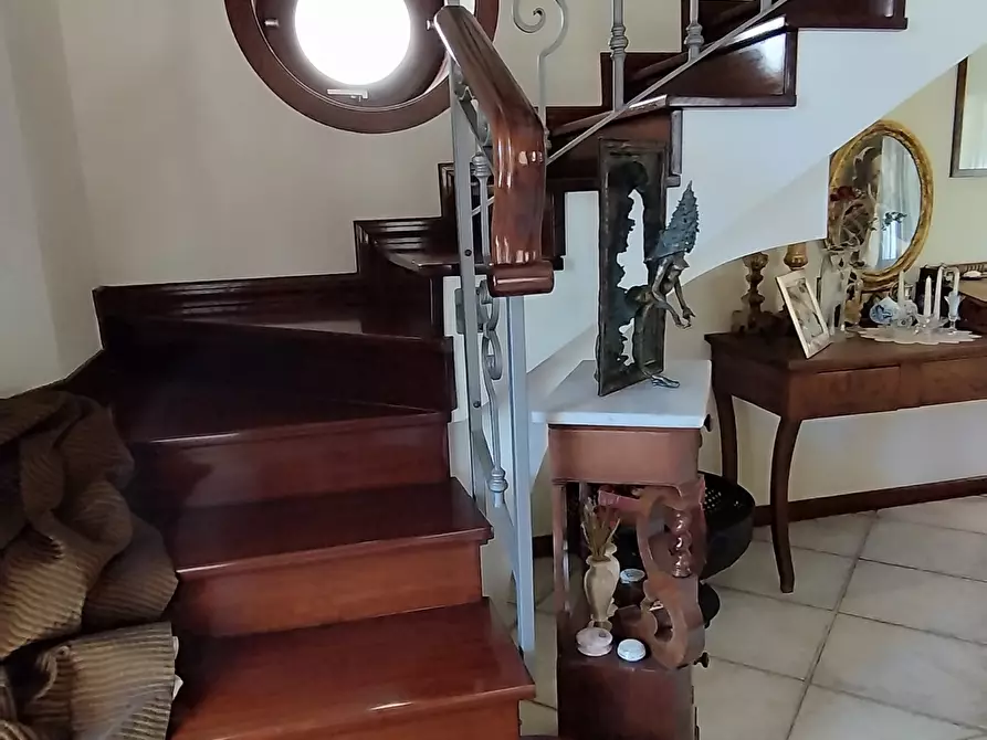 Immagine 49 di Villa in vendita  in Strada Tremmilia 143 a Siracusa