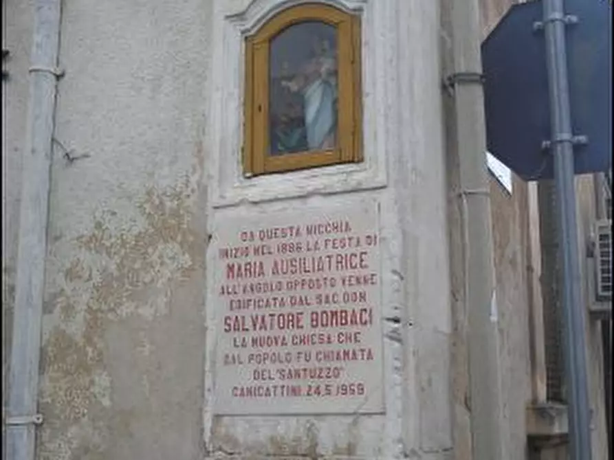 Immagine 2 di Casa indipendente in vendita  in Via Umberto a Canicattini Bagni