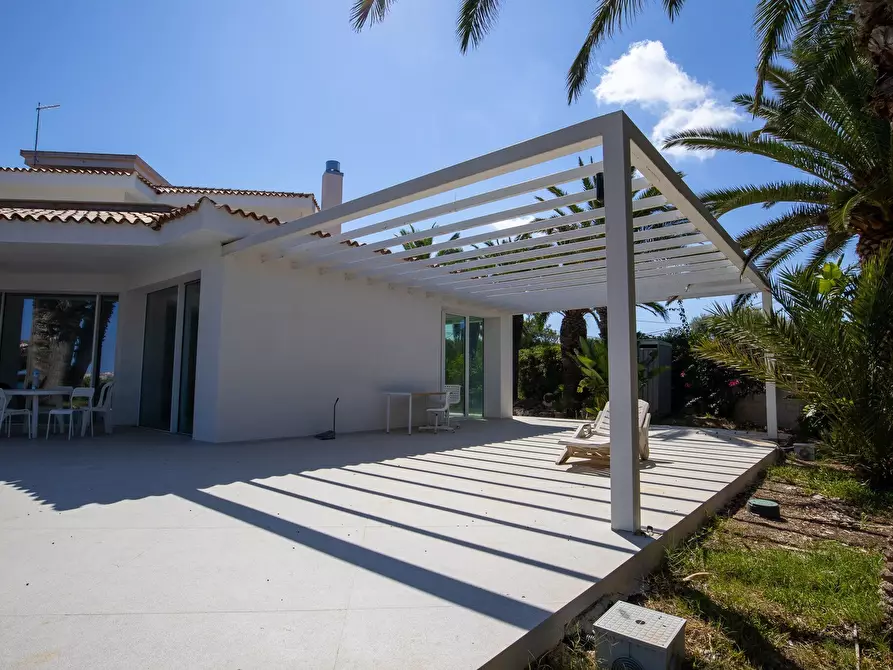 Immagine 5 di Villa in vendita  in Via La Maddalena 35 a Siracusa