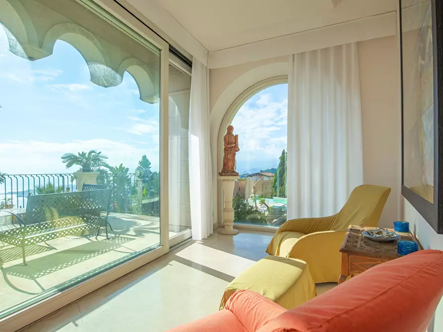 Immagine 13 di Villa in vendita  in Salita Giafari 25 a Taormina
