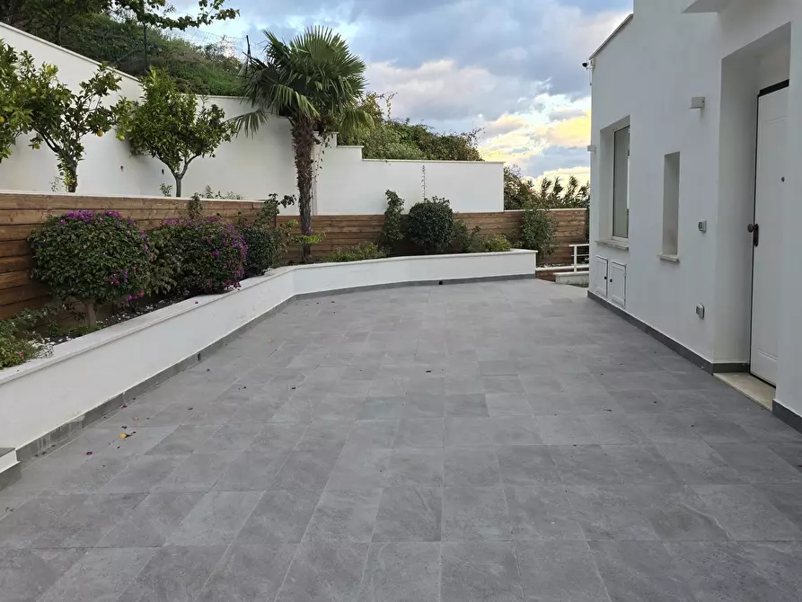 Immagine 7 di Villa in vendita  a Taormina