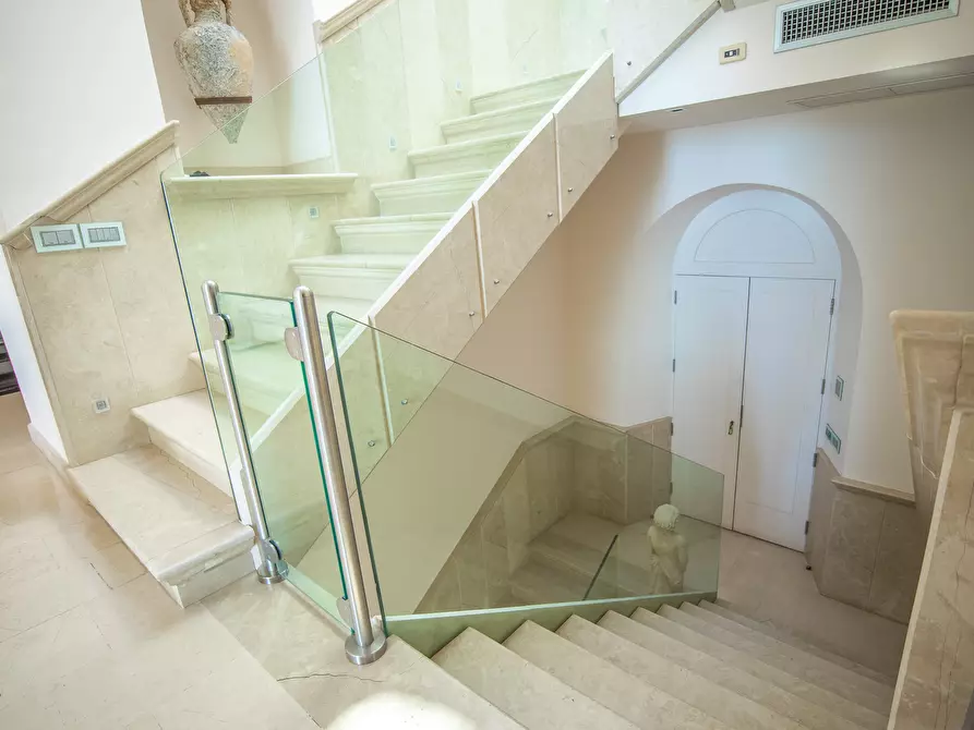 Immagine 28 di Villa in vendita  in Salita Giafari 25 a Taormina