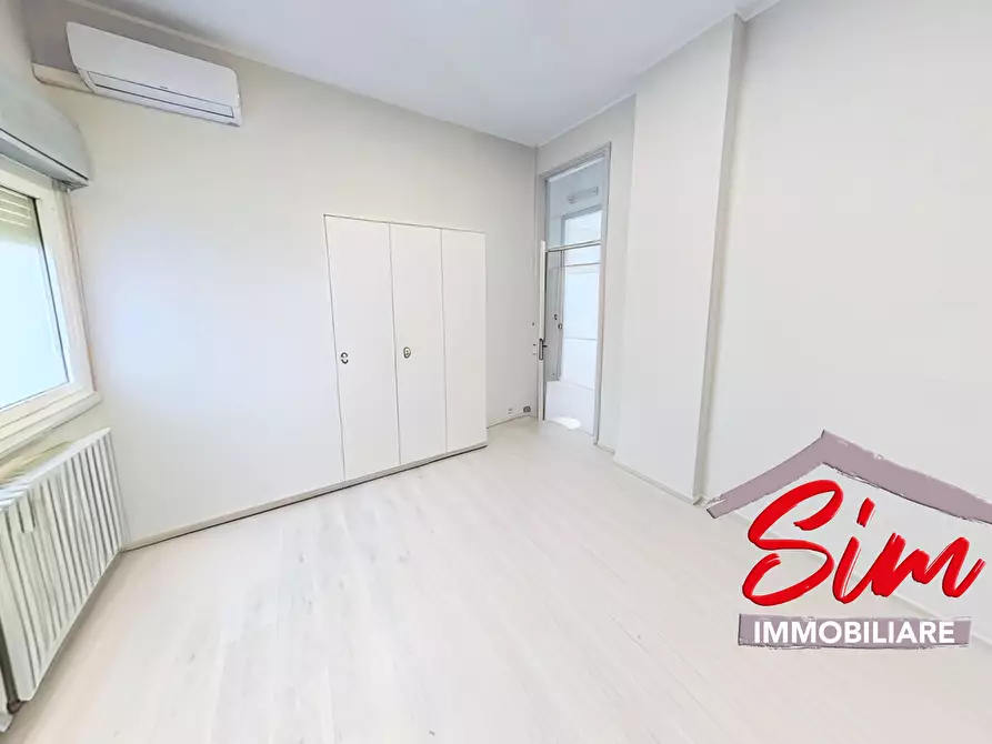 Immagine 3 di Trilocale in vendita  in Via Perazzi sn a Novara