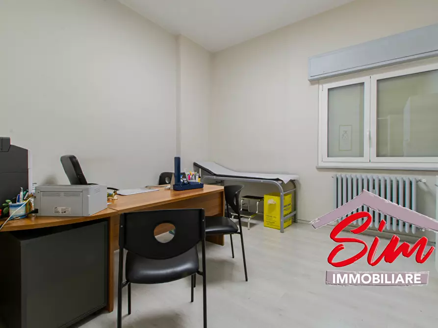 Immagine 8 di Ufficio in vendita  in Via Perazzi sn a Novara