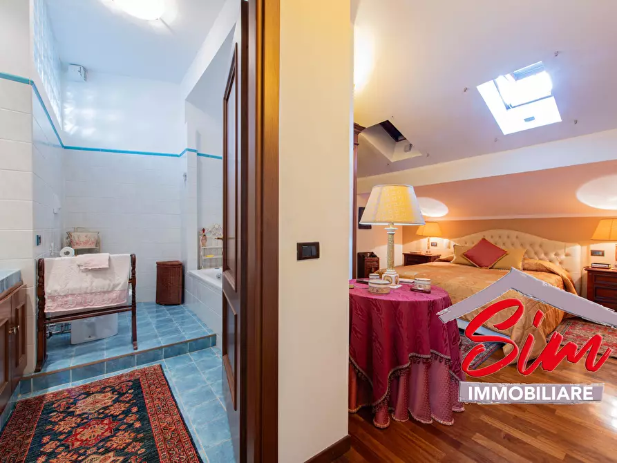 Immagine 20 di Pentalocale in vendita  in Via Agogna sn a Novara