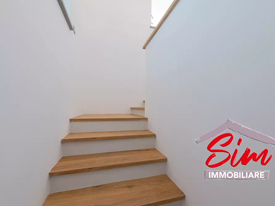 Immagine 15 di Villa in vendita  in Viale Roma sn a Casaleggio Novara