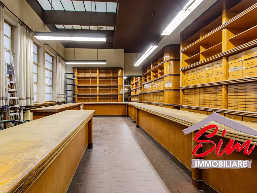 Immagine 4 di Locale commerciale in vendita  in Via Fratelli Rosselli sn a Novara