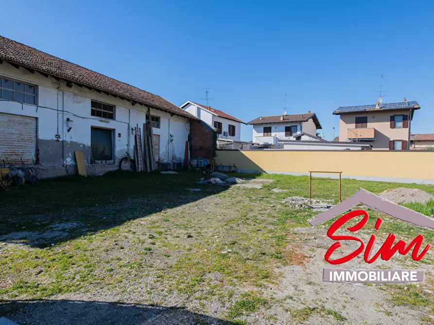 Immagine 5 di Villa in vendita  in Viale Roma sn a Casaleggio Novara