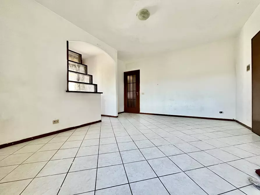 Immagine 1 di Quadrilocale in vendita  in Via Giuseppe Garibaldi 104A a Calcinaia