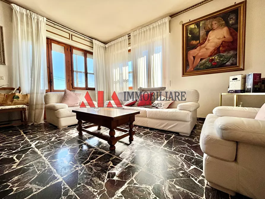 Immagine 6 di Villa in vendita  in Via del Popolo a Pontedera