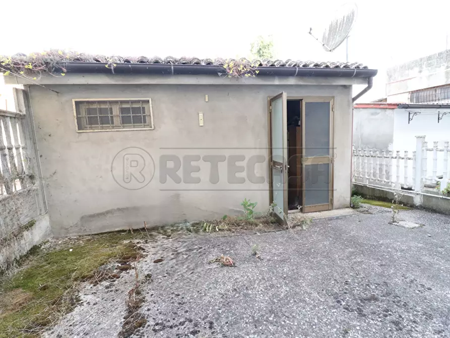 Immagine 17 di Casa indipendente in vendita  a Bondeno