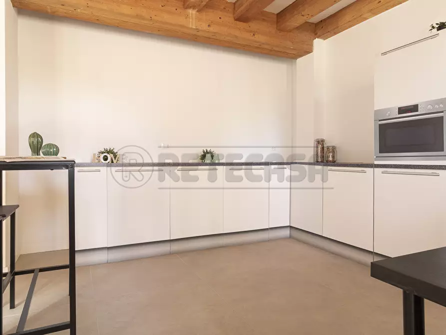 Immagine 7 di Bilocale in vendita  in Via Zuccola 37 a Bolzano Vicentino