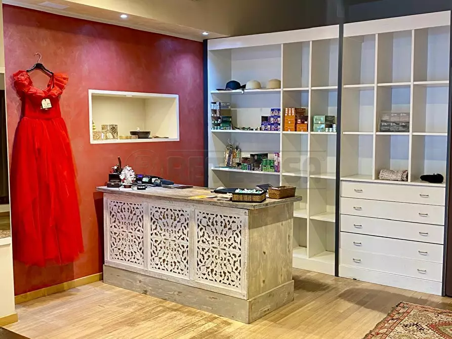 Immagine 10 di Attività commerciale in vendita  in Corso Antonio Fogazzaro a Vicenza