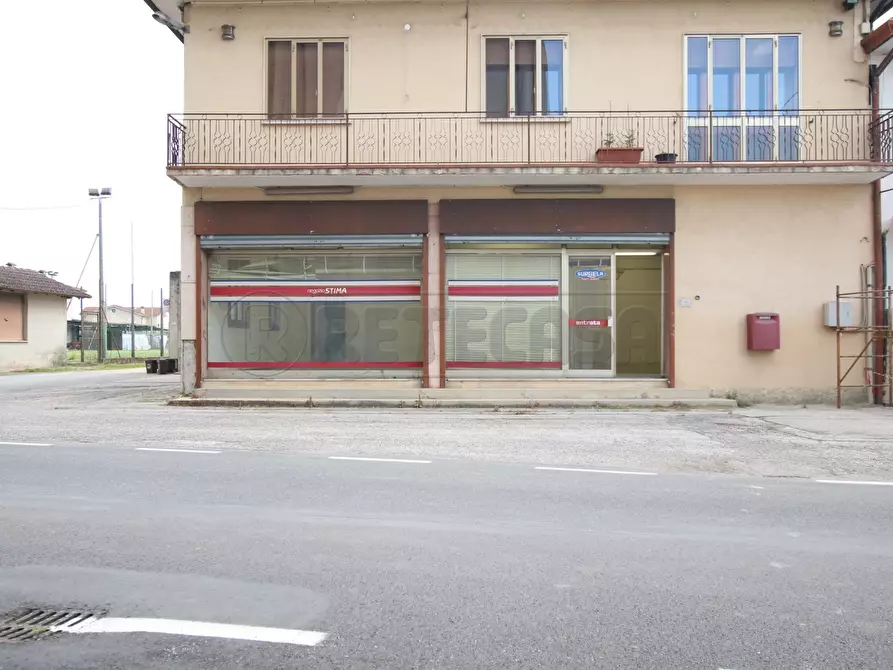 Immagine 14 di Laboratorio in affitto  in Via Chiesa a Nanto
