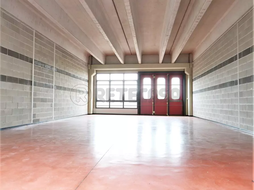 Immagine 3 di Laboratorio in affitto  a Camisano Vicentino