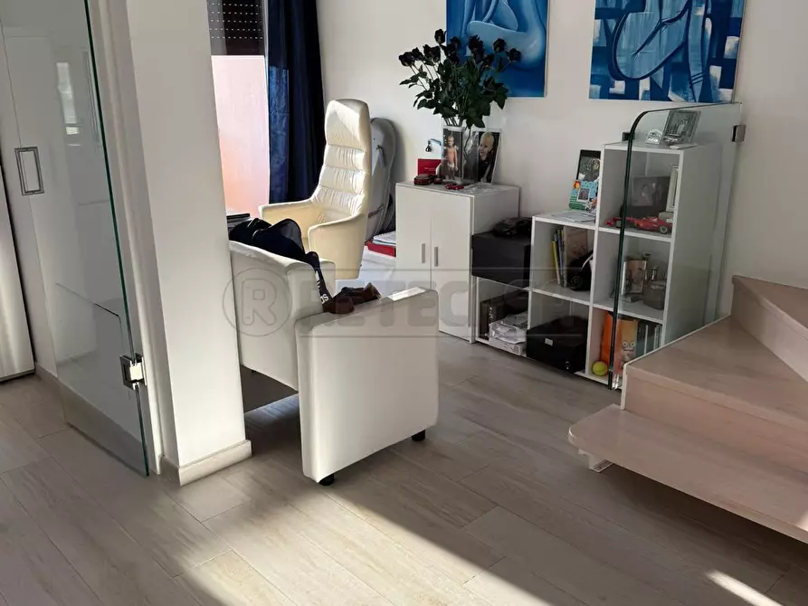 Immagine 8 di Casa bifamiliare in vendita  in Via Giulio Cesare 2 a Desenzano Del Garda