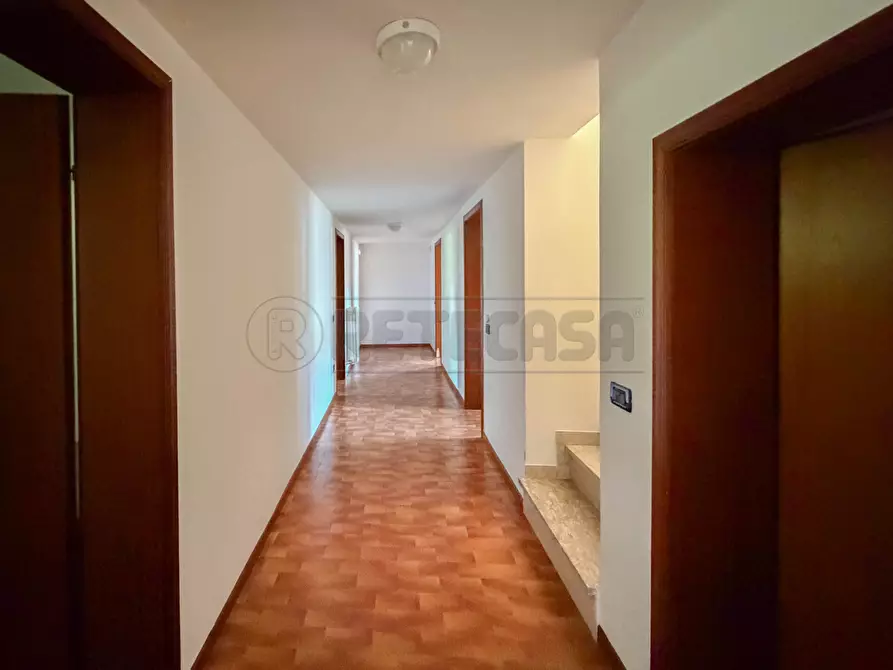 Immagine 57 di Villetta a schiera in vendita  in Via Carducci a Monticello Conte Otto