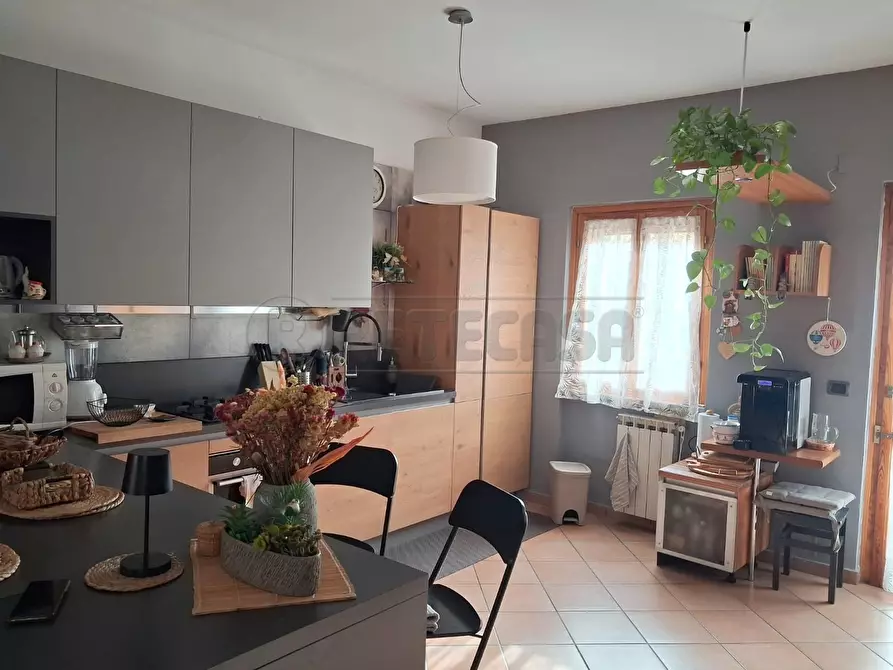 Immagine 51 di Villetta a schiera in vendita  in Via Giudice Falcone a Marcianise