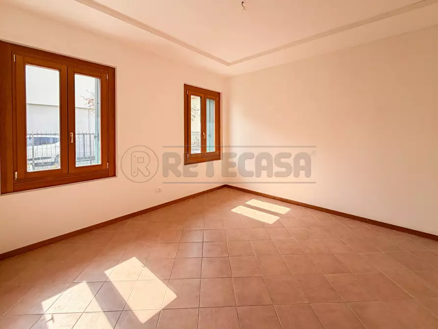 Immagine 3 di Appartamento in vendita  in Via San Nicola a Creazzo