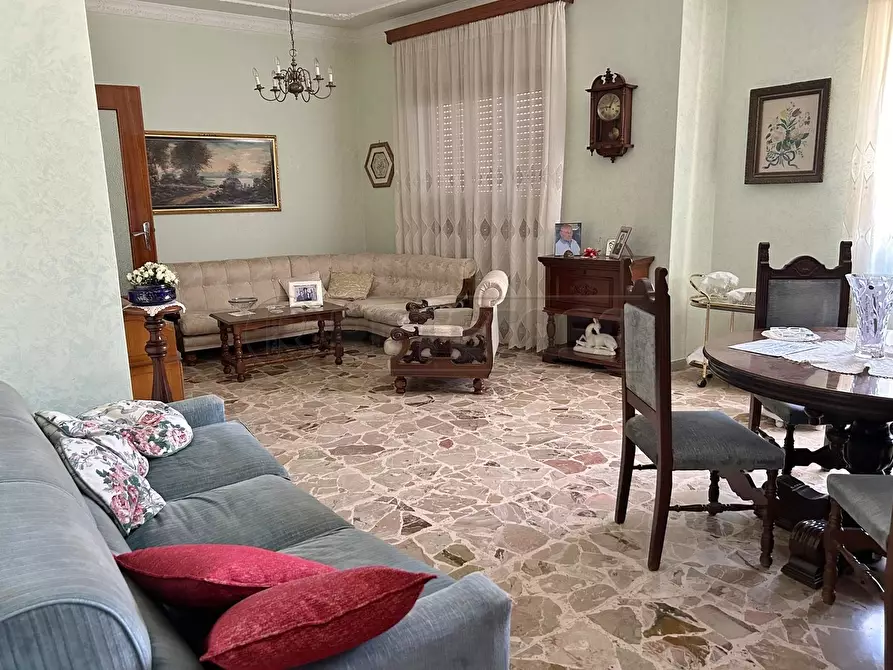 Immagine 10 di Quadrilocale in vendita  in VIA ALCIDE DE GASPERI 47 a Caltanissetta