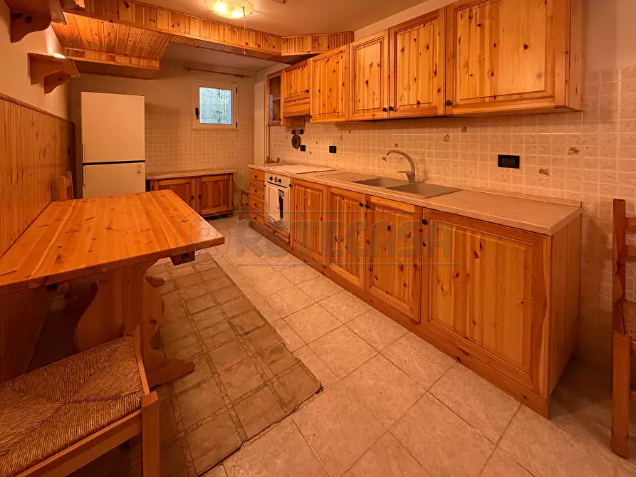 Immagine 48 di Porzione di casa in vendita  in Via Molini a Creazzo